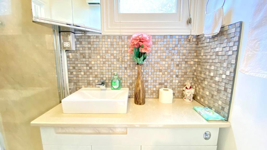 Modern&cosy studio flat Londra Esterno foto