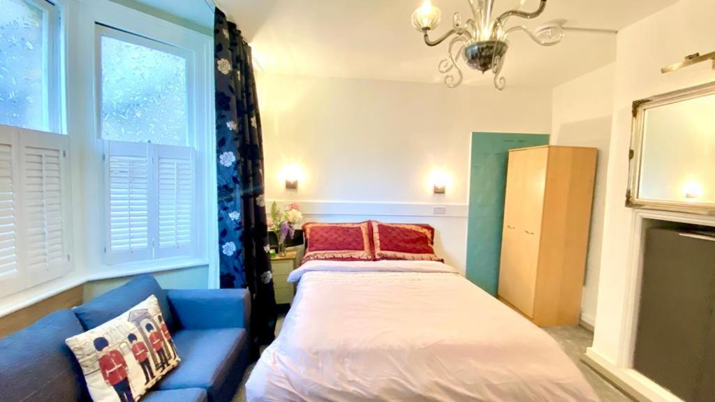 Modern&cosy studio flat Londra Esterno foto